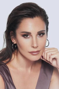 Funda Arar Güldür Güldür Show oyuncusu Funda Arar Güldür Güldür Show dizisi oyuncusu