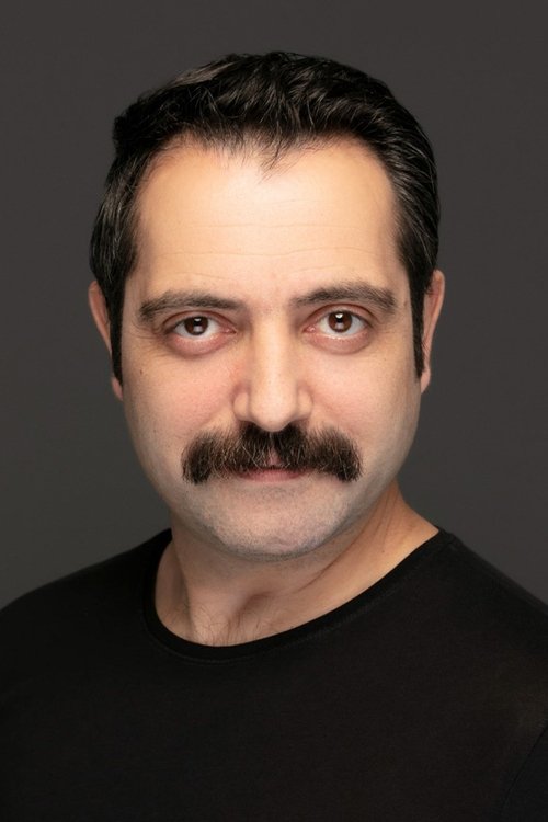 Gürhan Altundaşar oyuncu fotoğrafı