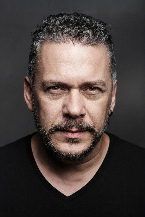 Hüseyin Köroğlu oyuncu fotoğrafı