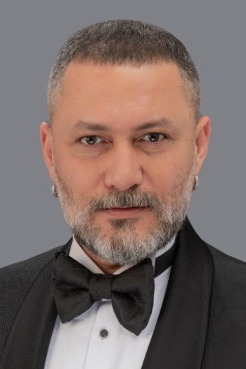 Hüsnü Şenlendirici oyuncu fotoğrafı