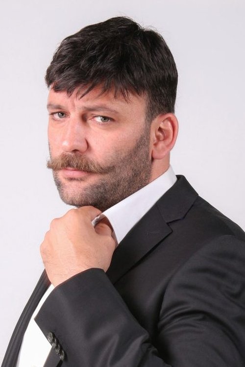 İsmail Hakkı oyuncu fotoğrafı