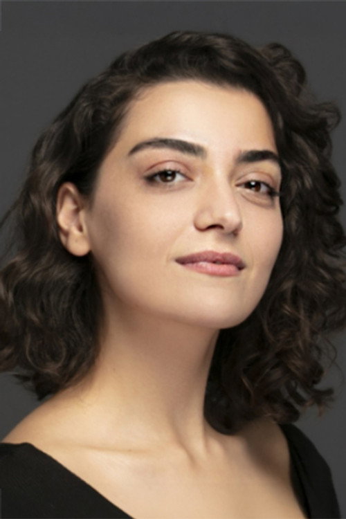 Merve Polat oyuncu fotoğrafı