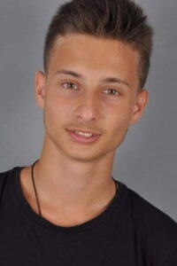 Metehan Sezer oyuncu fotoğrafı