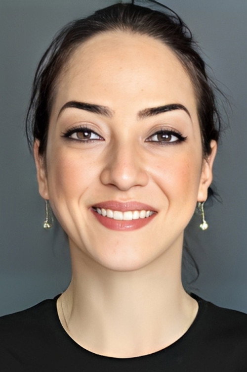 Özge Mirzalı oyuncu fotoğrafı