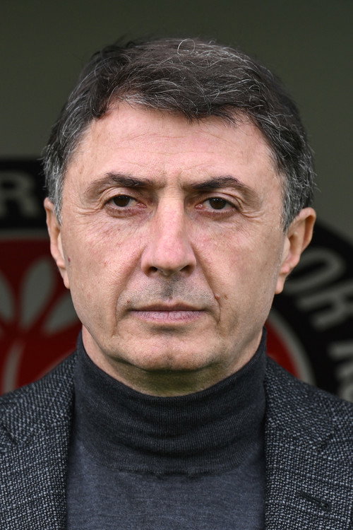 Shota Arveladze oyuncu fotoğrafı