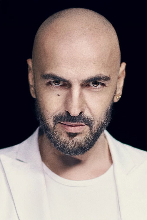 Soner Sarıkabadayı oyuncu fotoğrafı