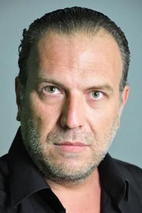 Yaşar Aydınlıoğlu oyuncu fotoğrafı
