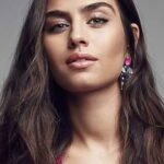 Amine Gülşe oyuncu fotoğrafı