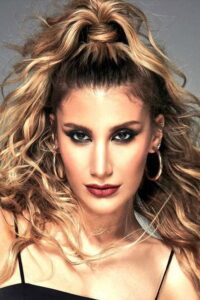 İrem Derici Jet Sosyete dizisi oyuncusu