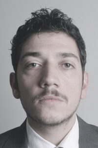 Mert Aydın oyuncu fotoğrafı