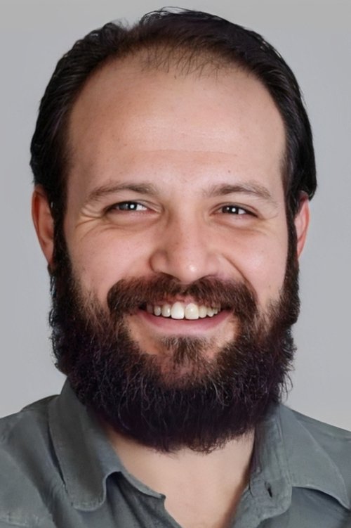Mert Denizmen oyuncu fotoğrafı
