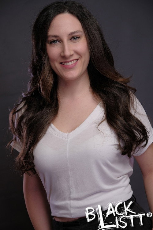 Merve Şen oyuncu fotoğrafı