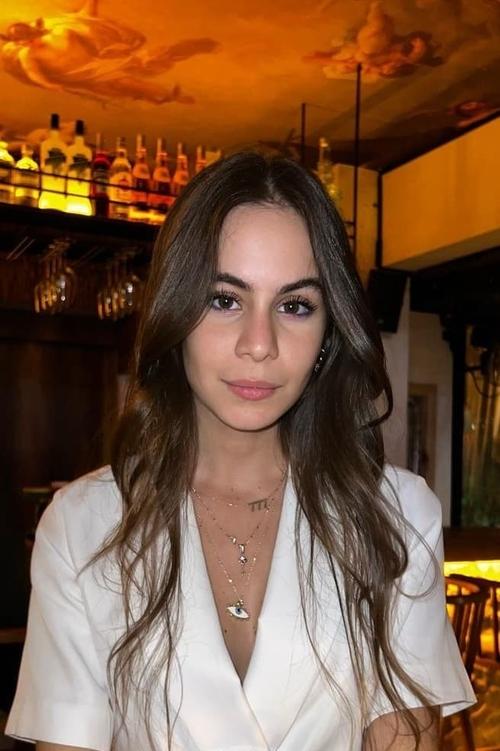 Naz Sayıner oyuncu fotoğrafı