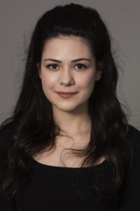 Pelin Abay Gülizar dizisi oyuncusu