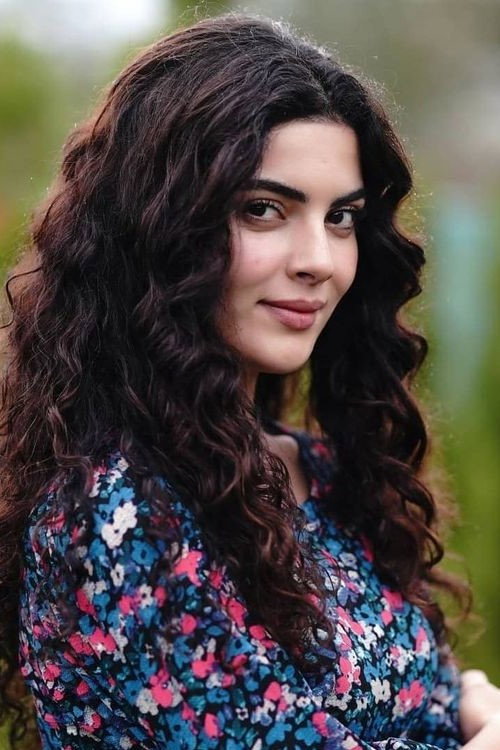Setenay Süer oyuncu fotoğrafı