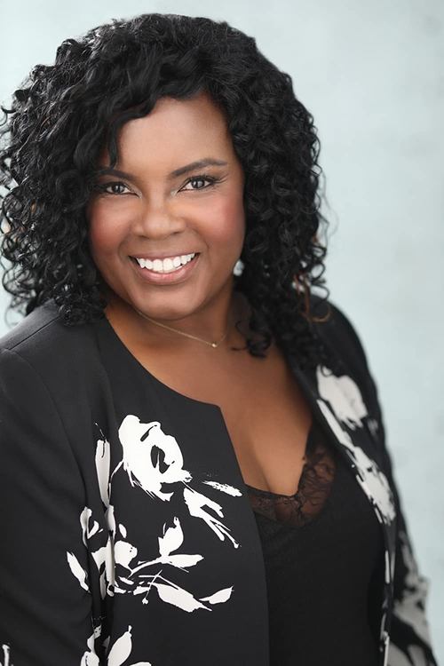 Angela Moore oyuncu fotoğrafı