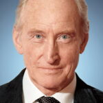 Charles Dance oyuncu fotoğrafı