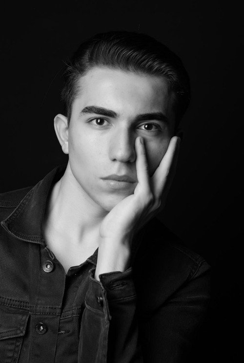 Cihan Bekinkayan oyuncu fotoğrafı