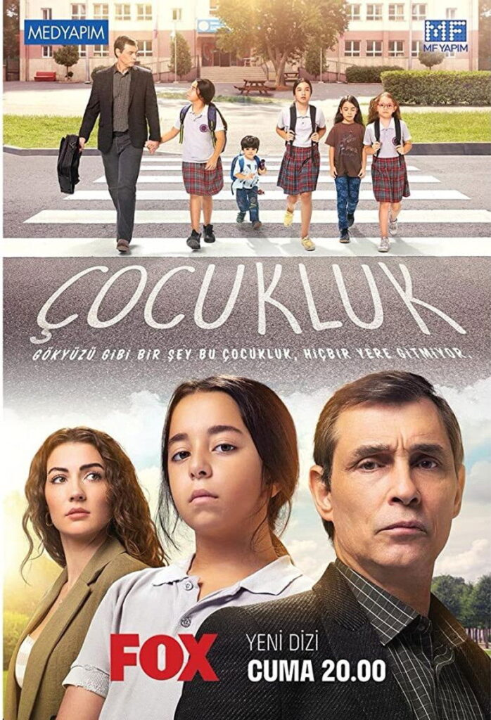 Çocukluk dizisi afişi