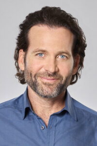 Eion Bailey FROM dizisi oyuncusu