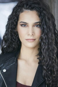 Pegah Ghafoori FROM dizisi oyuncusu