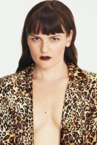 Sarah Booth FROM dizisi oyuncusu
