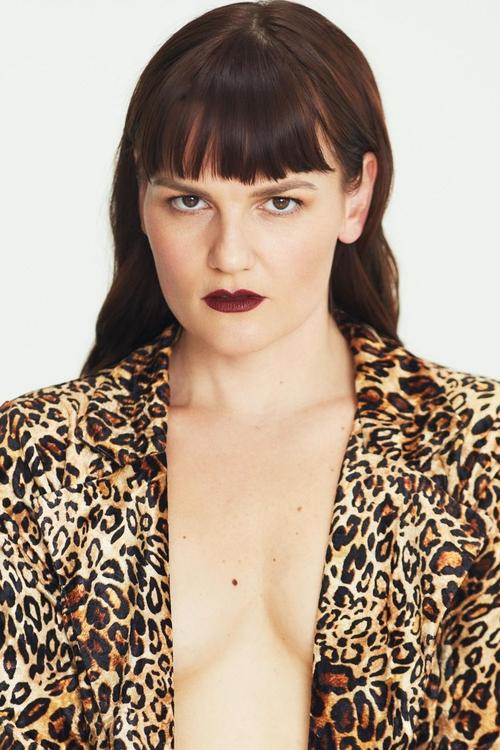 Sarah Booth oyuncu fotoğrafı