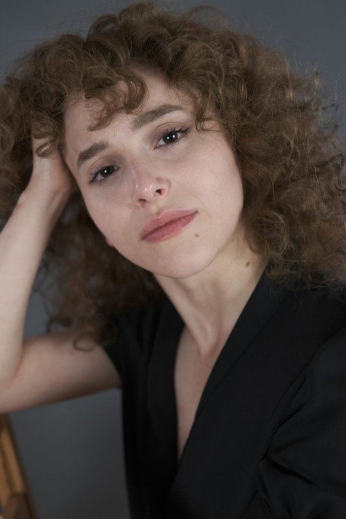 Azra Sare oyuncu fotoğrafı
