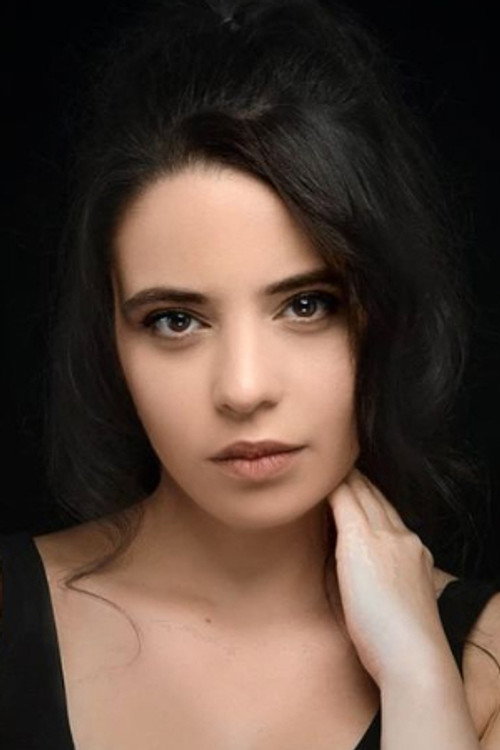 Berrak Tuna Altuna oyuncu fotoğrafı