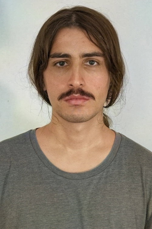 Deniz Göktaş oyuncu fotoğrafı