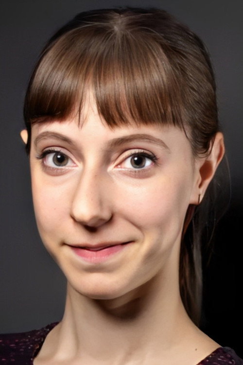 Ecem İzer oyuncu fotoğrafı