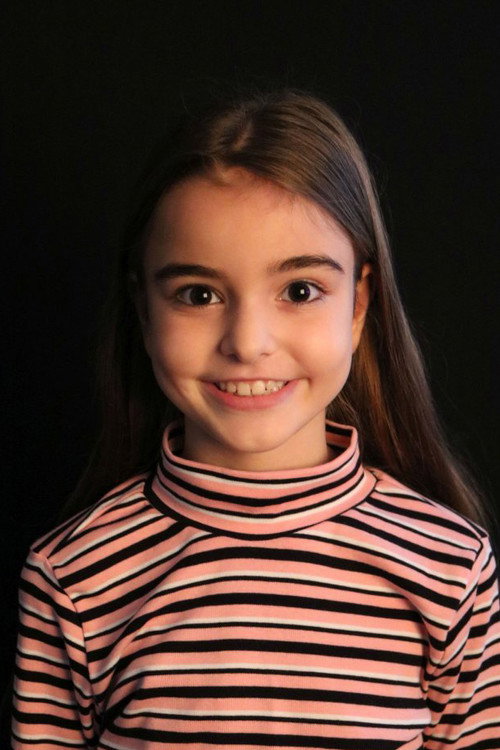 Ela Naz Koçak oyuncu fotoğrafı