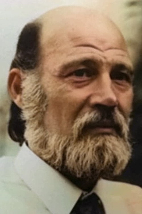 Korhan Eriş oyuncu fotoğrafı