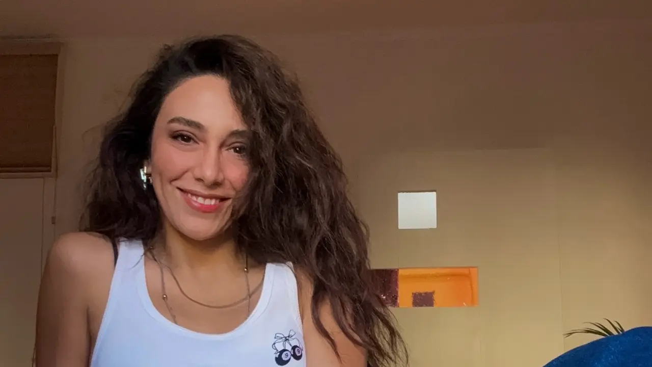 "Ebru Aytemur" Gülten rolüyle "Adana Ayazı" dizisinde